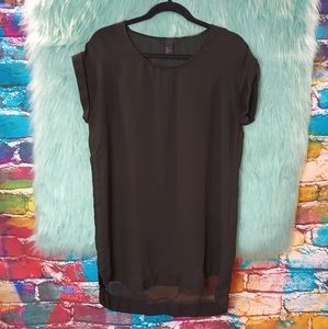 H&M Black Capped Sleeve Sheer High Low Top Size 4